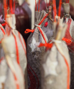 Adventskalender-Salami in der Reifekammer
