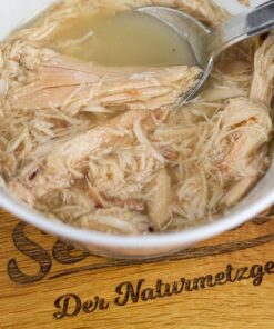 Hühnersuppe in der Suppenschale