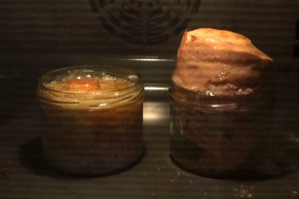 Leberkaese wird im Ofen gebacken - 10 Min